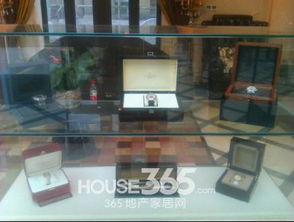 中星城际广场奢侈品特买汇 折扣给力，展柜璀璨，抢先揭秘奢华购物盛宴