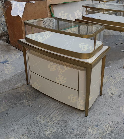 精品展示柜 珠宝钟表与奢侈品的艺术舞台